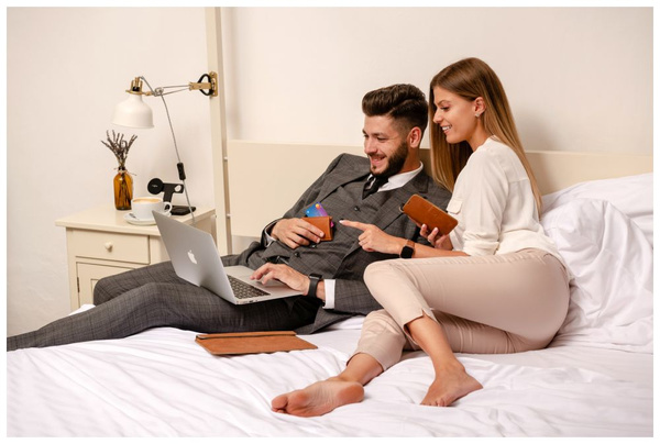 ETUI SKÓRZANE DO SAMSUNG GALAXY M53 5G BOOK FIXED PROFIT BRĄZOWE