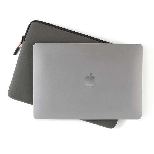 ETUI DO MACBOOK 13" / 14" PIPETTO CLASSIC FIT SLEEVE