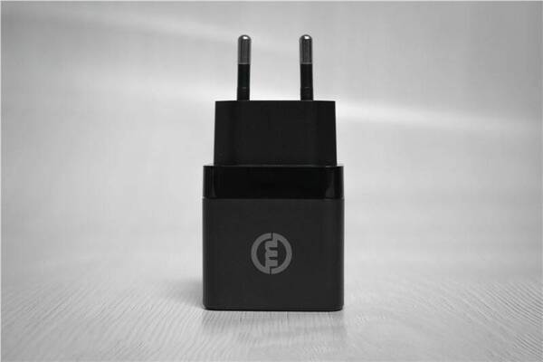 ŁADOWARKA DO TELEFONU MOBILE ORIGIN 35W SUPER CHARGER