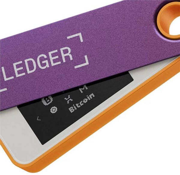 Ledger Nano S Plus | Portfel do Kryptowalut/NFT - RETRO GAMING